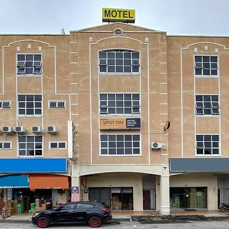 Spot On 89907 Motel Impian Seri Manjung Exteriér fotografie