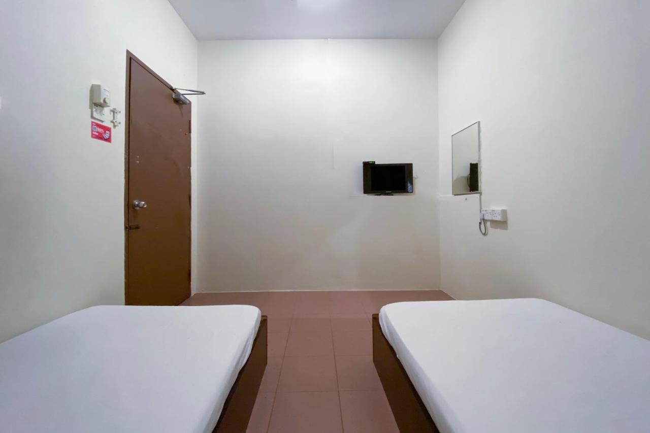 Spot On 89907 Motel Impian Seri Manjung Exteriér fotografie