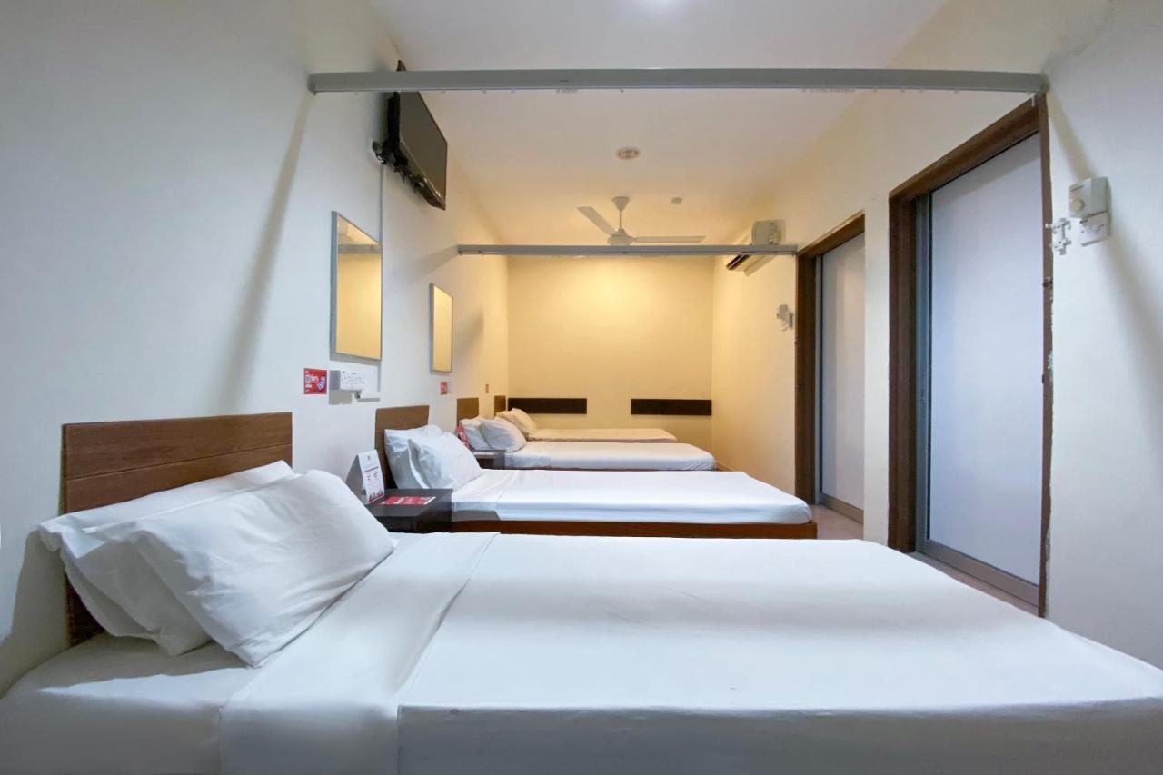 Spot On 89907 Motel Impian Seri Manjung Exteriér fotografie
