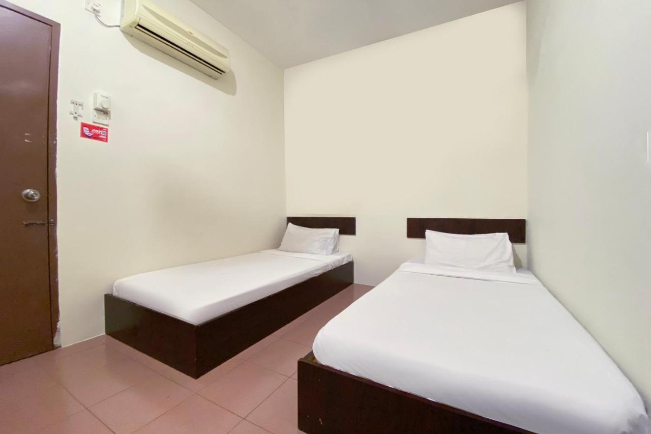 Spot On 89907 Motel Impian Seri Manjung Exteriér fotografie