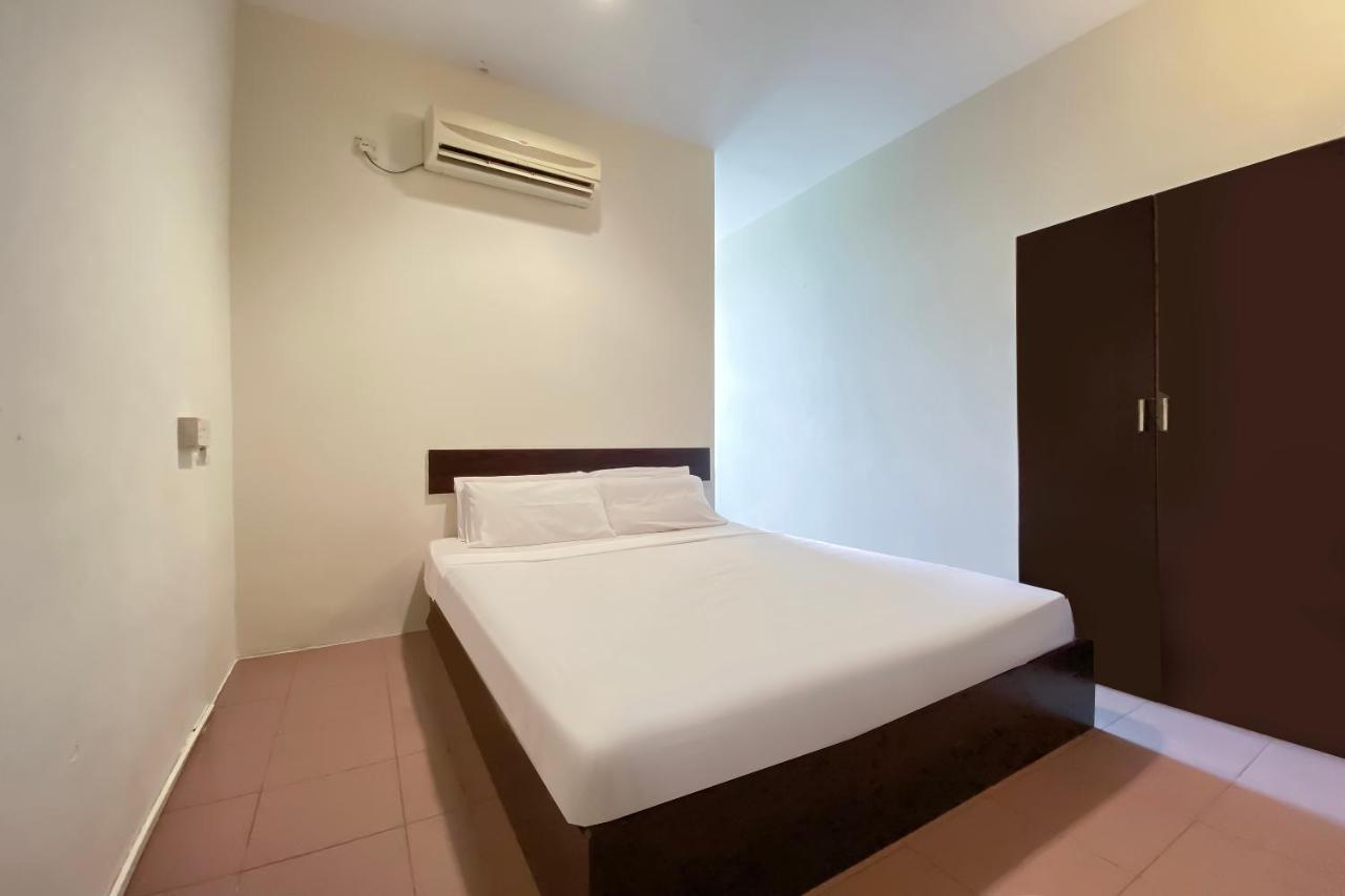 Spot On 89907 Motel Impian Seri Manjung Exteriér fotografie