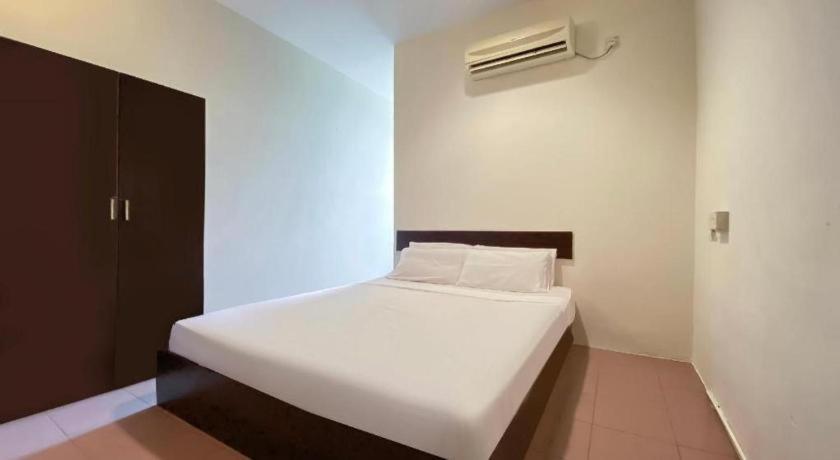 Spot On 89907 Motel Impian Seri Manjung Exteriér fotografie